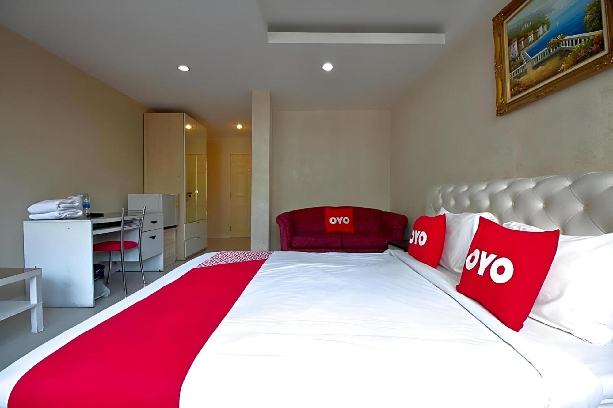 Diamond Residence Silom Bangkok Exterior photo